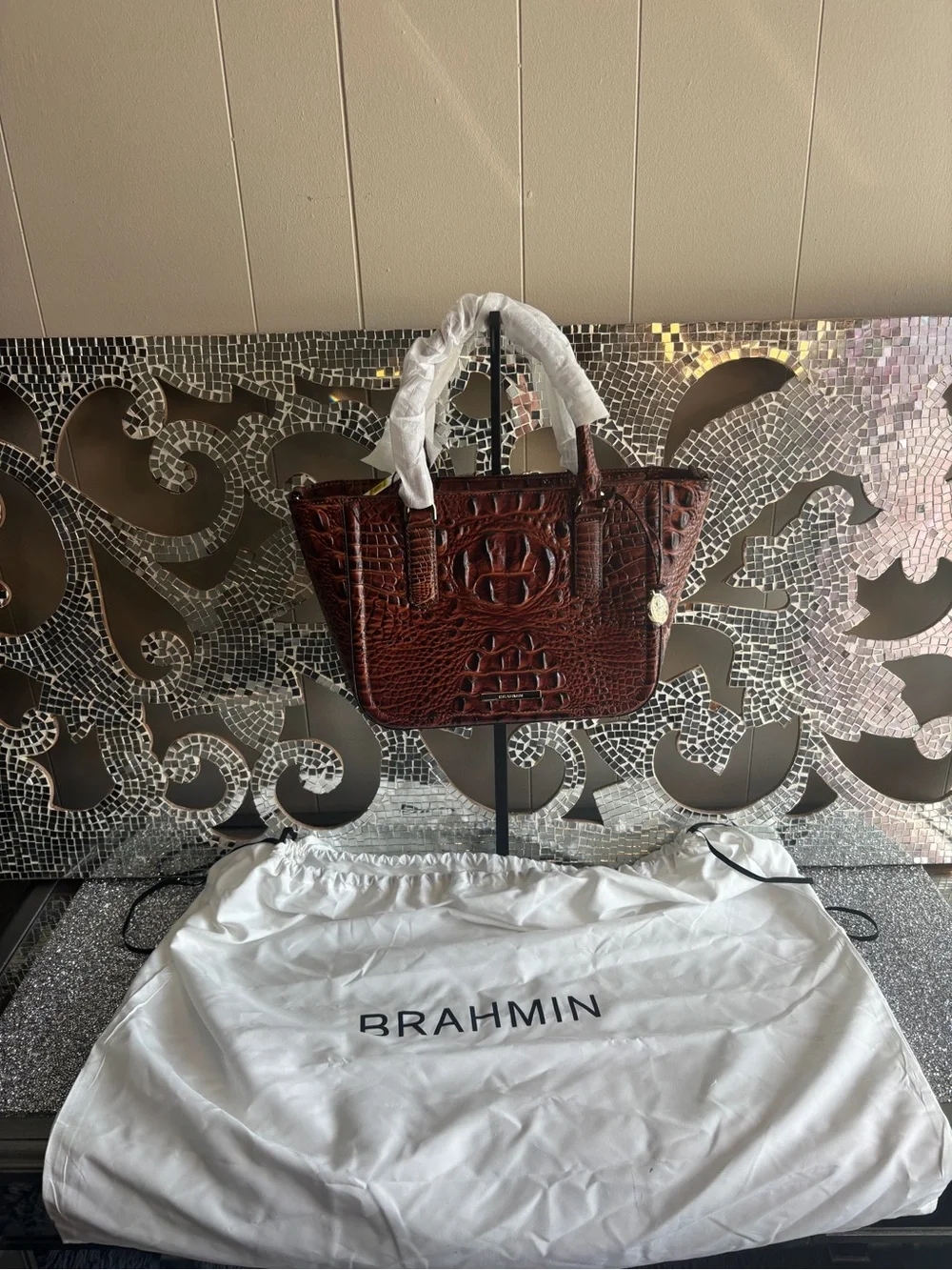 ⭐️Brahmin Deep Chestnut Croc-Embossed Satchel - Picture 1 of 12